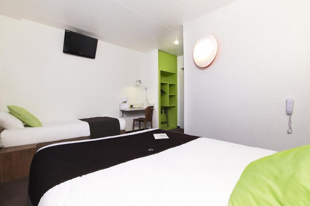 Campanile Creteil Centre Hotel Exterior photo