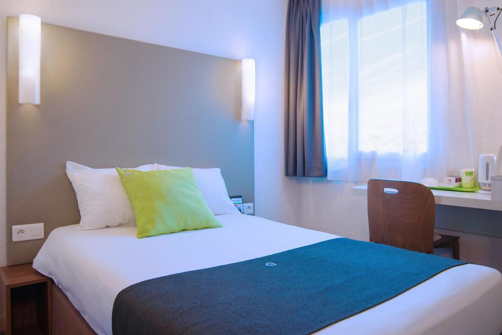 Campanile Creteil Centre Hotel Exterior photo
