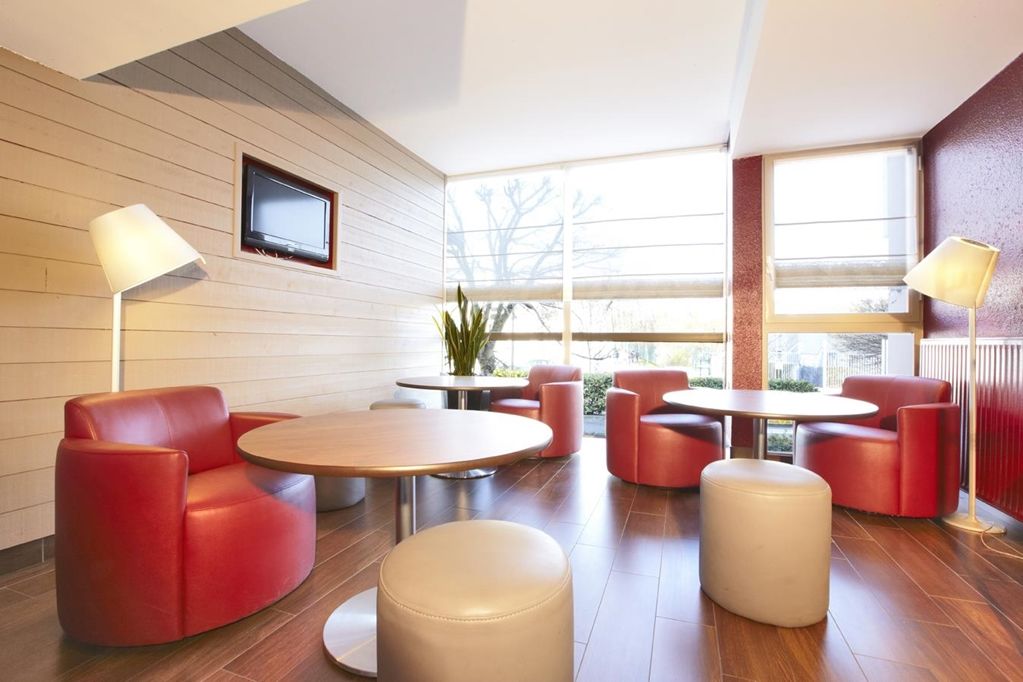 Campanile Creteil Centre Hotel Restaurant photo